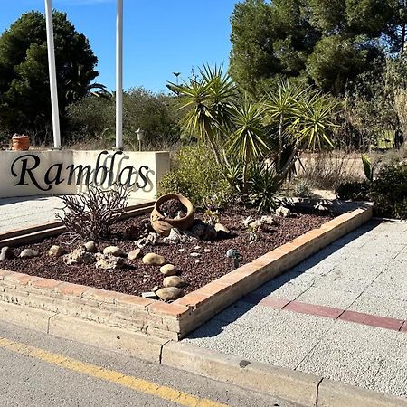Orihuela - Las Ramblas - Casa Pino Dehesa de Campoamor  المظهر الخارجي الصورة